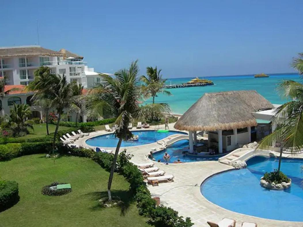 Apartamento Departamento Frente Al Mar Con Dos Recamaras Y Seguridad 24 H A Dos Cuadras De La Quinta Avenida *